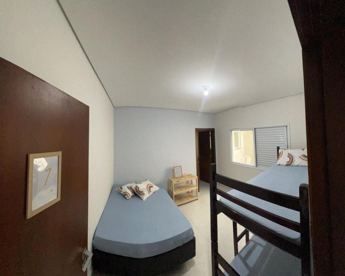 Hostel Familia Castor Itanhaem Bagian luar foto