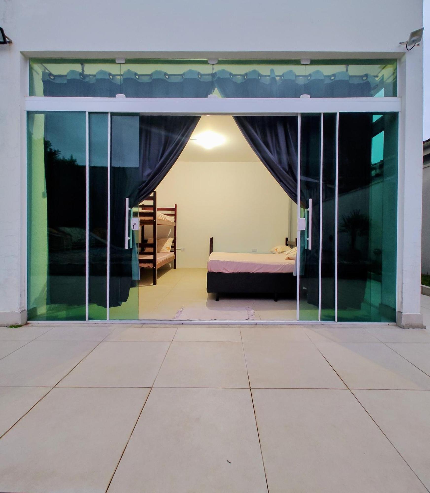 Hostel Familia Castor Itanhaem Bagian luar foto