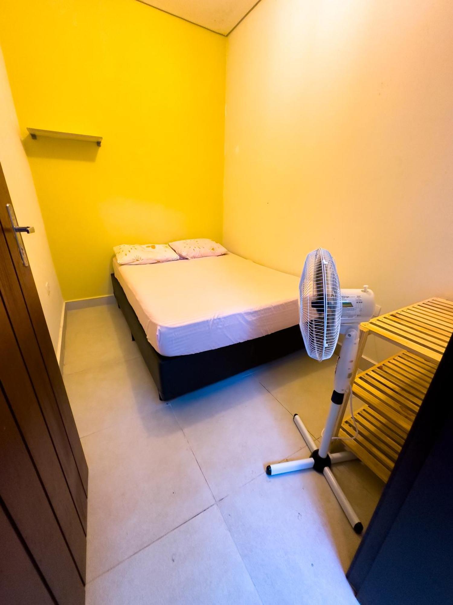 Hostel Familia Castor Itanhaem Bagian luar foto
