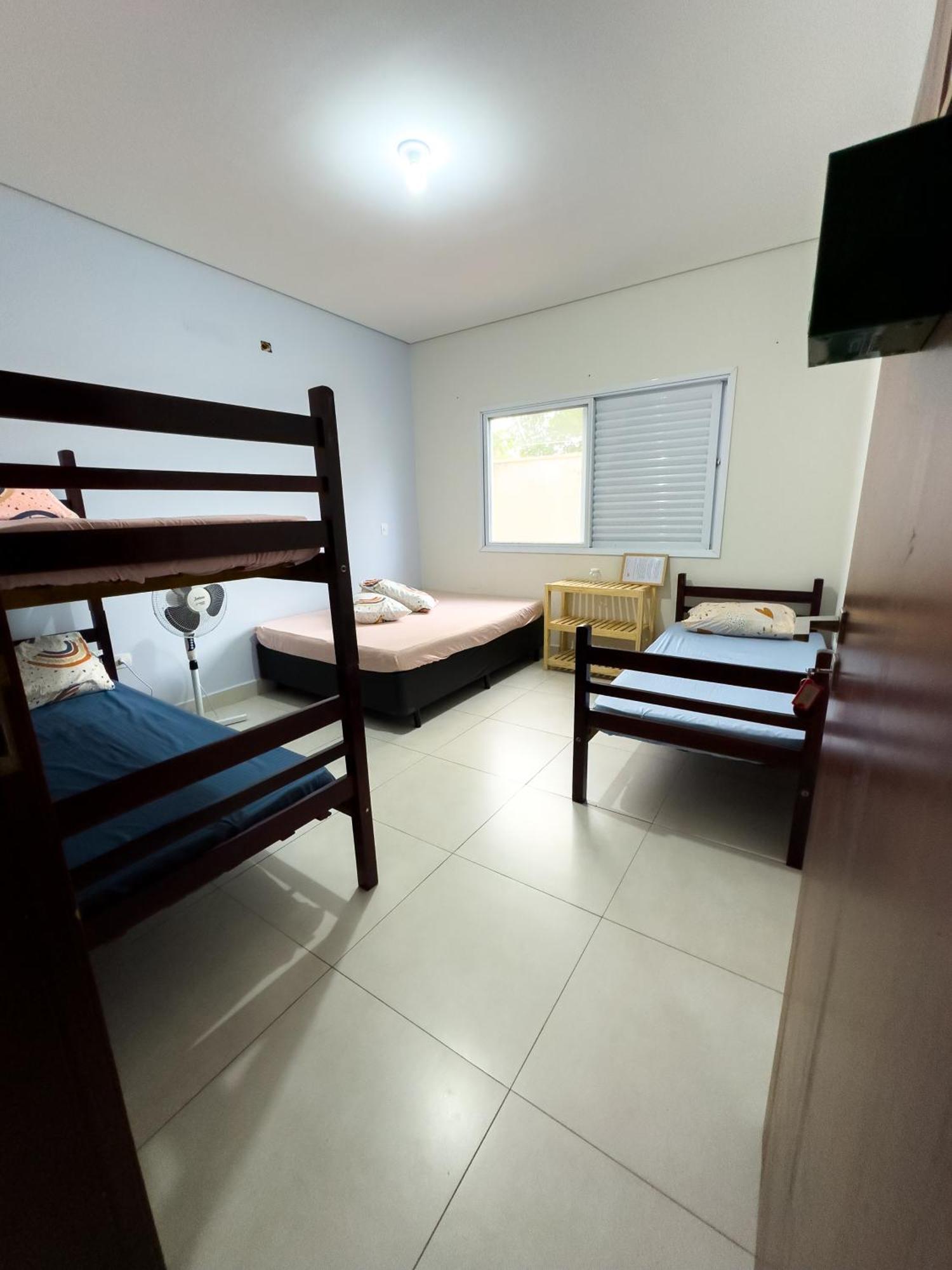 Hostel Familia Castor Itanhaem Bagian luar foto