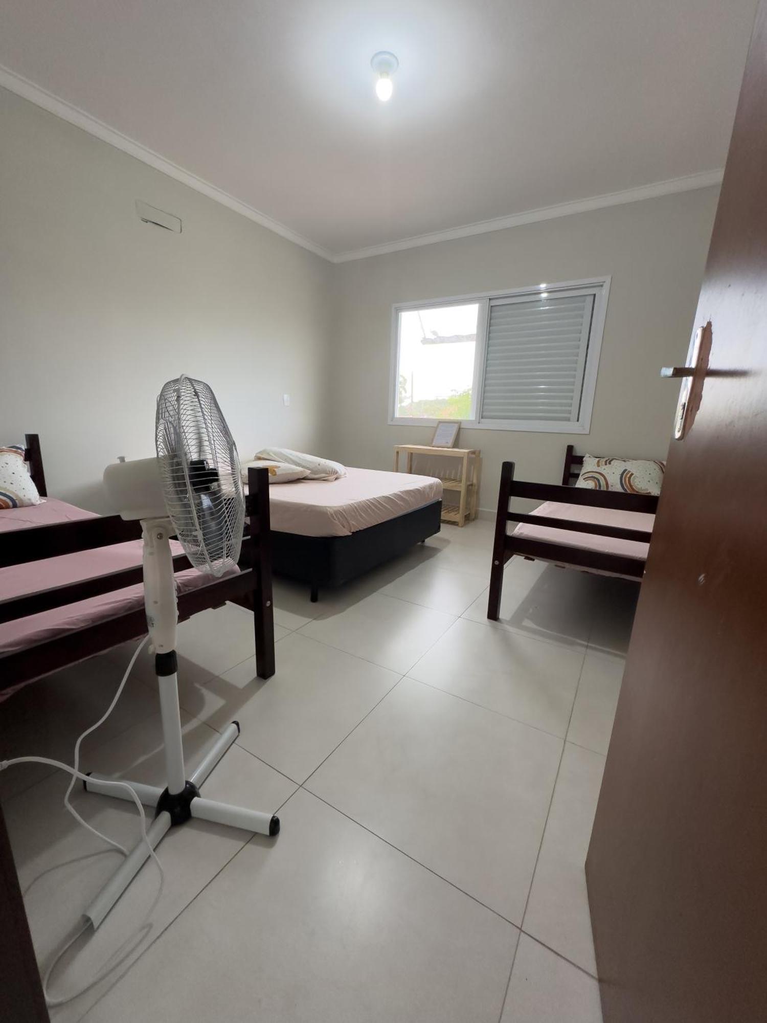 Hostel Familia Castor Itanhaem Bagian luar foto