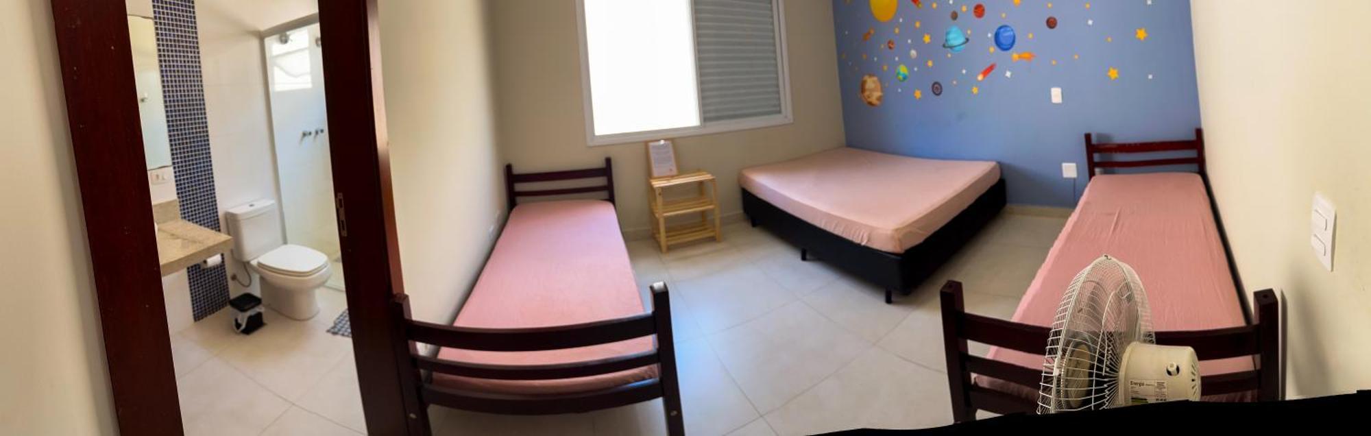Hostel Familia Castor Itanhaem Bagian luar foto