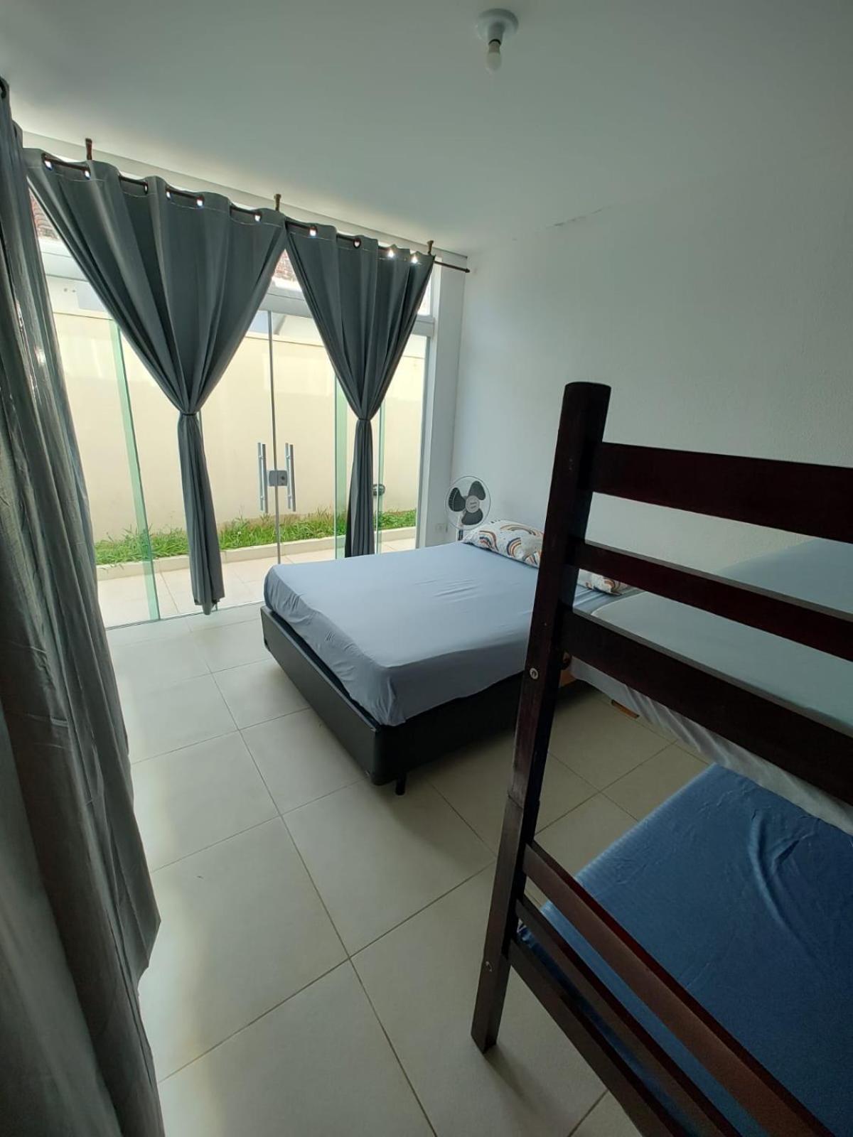 Hostel Familia Castor Itanhaem Bagian luar foto